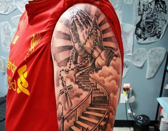 rosarios en el brazo 4 - Tatuajes de rosarios