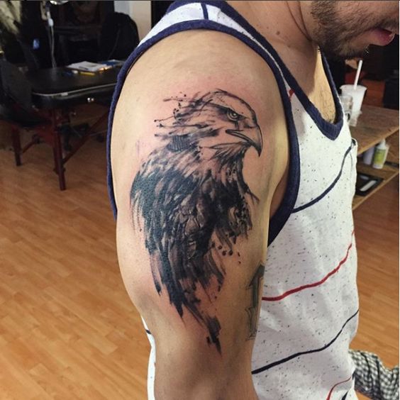 tatuajes de aguilas en el brazo 1 - tatuajes de águilas