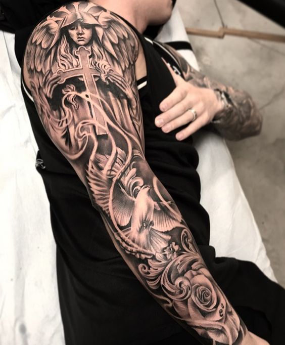 tatuajes en el brazo 7 - tatuajes religiosos