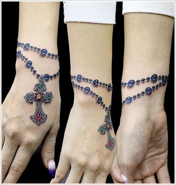 Tatuajes Religiosos y sus Símbolos con Significados - Tatuajes Geniales tatuajes religiosos en muñeca 1 - tatuajes religiosos