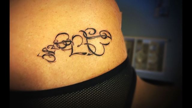 hijos y familia 1 - tatuajes de iniciales