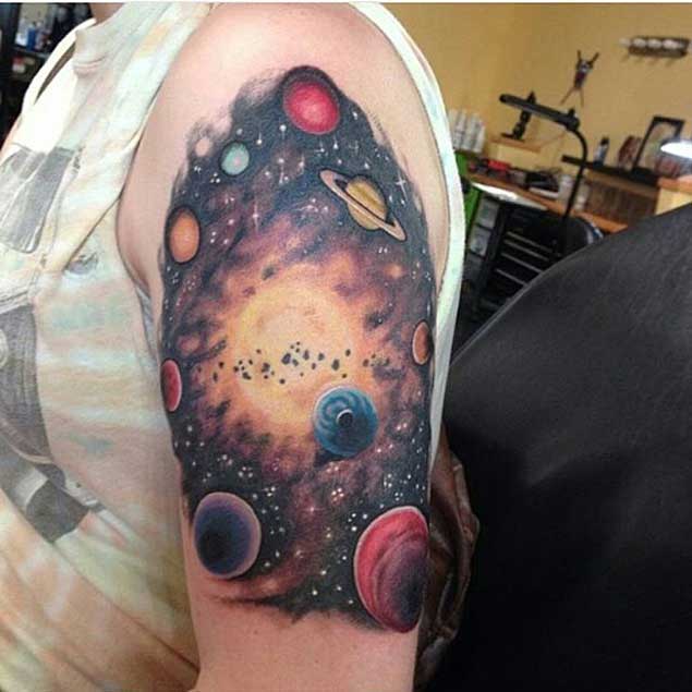planetas y galaxias 6 - tatuajes de planetas
