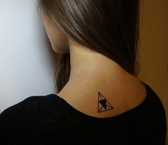 triangulos para mujeres 5 - Tatuajes de triángulos