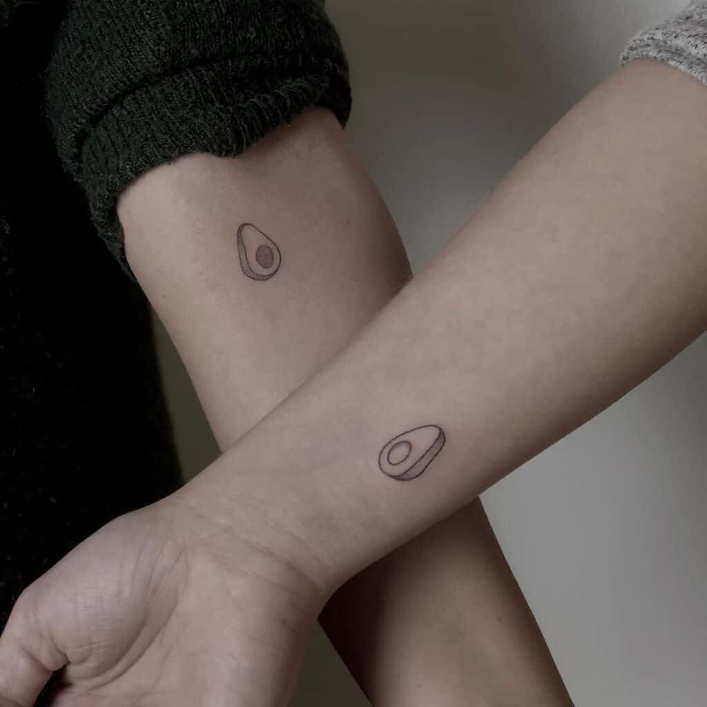 tatuajes para mejores amigos hombre y mujer 14 - Tatuajes para amigas