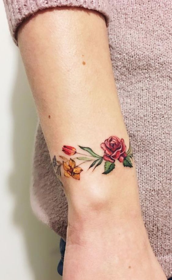 tatuajes de mujeres munecas 1 - tatuajes de anclas