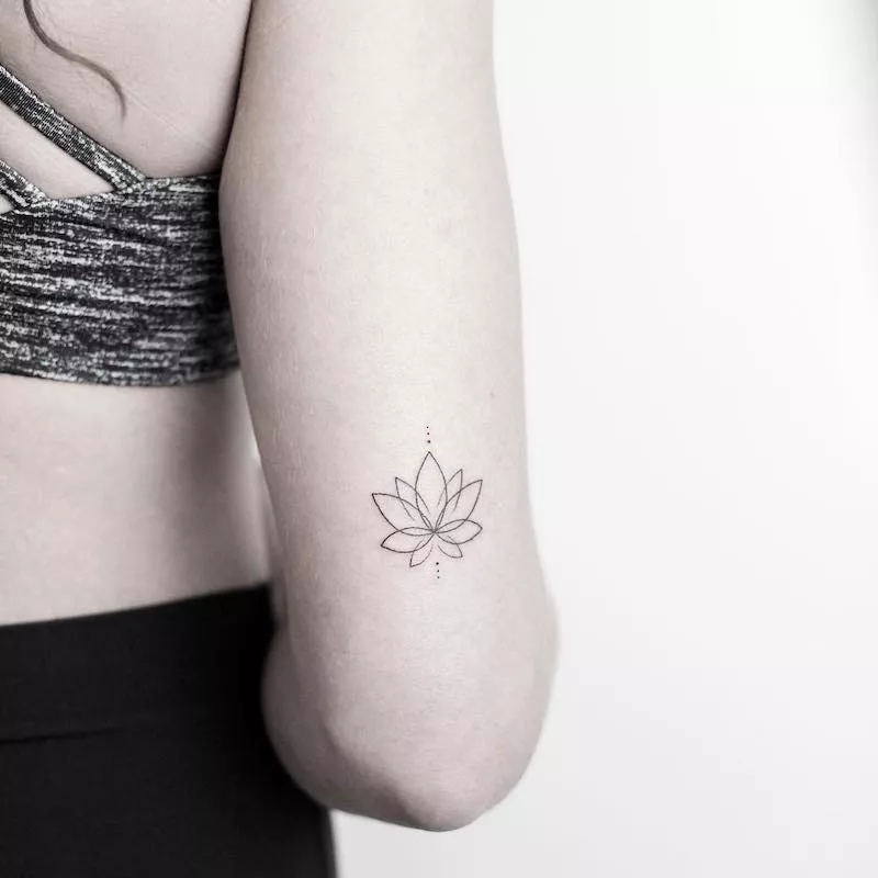 tatuajes flor loto significados 7 - Tatuajes de Flor de Loto
