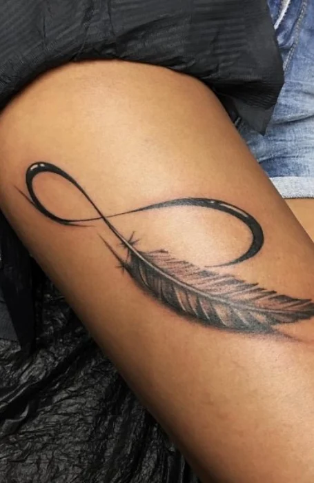 tatuajes infinito plumas - tatuajes de infinito