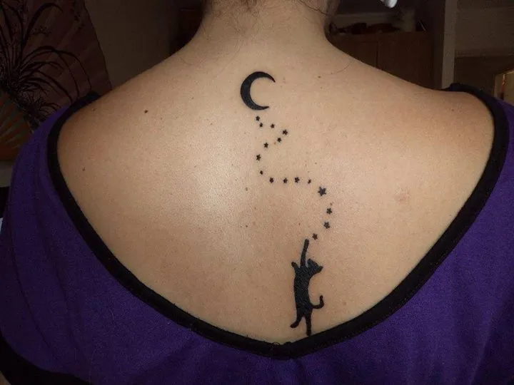 tatuajes lunas espalda 1 - tatuajes de luna