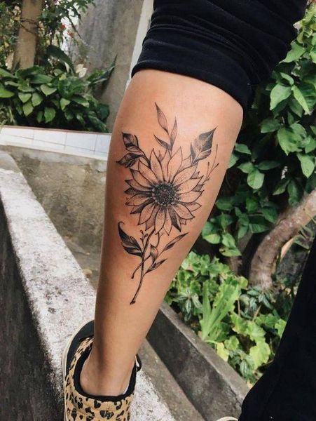 tatuajes mujeres pierna abajo 11 - Tatuajes para Mujeres en las Piernas