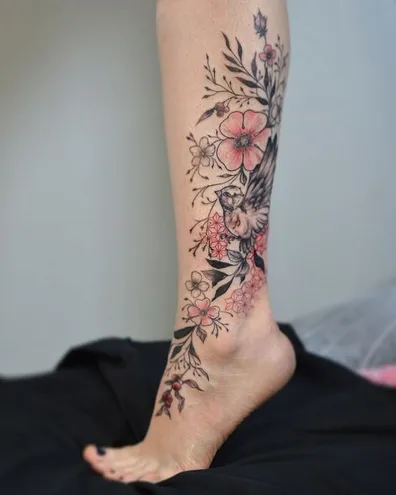 tatuajes mujeres pierna abajo 12 - Tatuajes para Mujeres en las Piernas