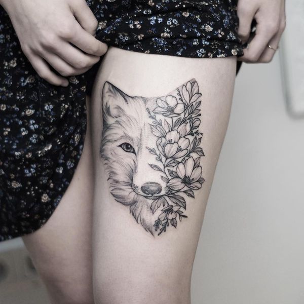 tatuajes mujeres pierna arriba muslos 10 - Tatuajes para Mujeres en las Piernas